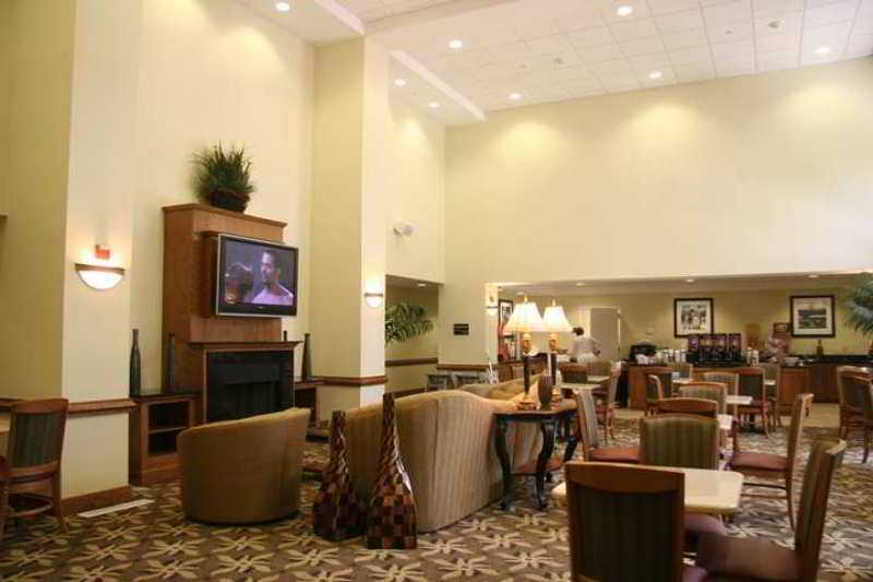 Hampton Inn & Suites Chesapeake-Square Mall Interior foto